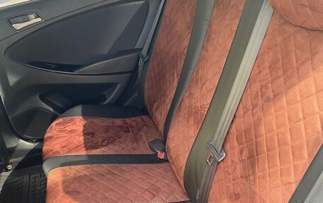 Hyundai Solaris II рестайлинг, 2015 год, 1 170 000 рублей, 12 фотография