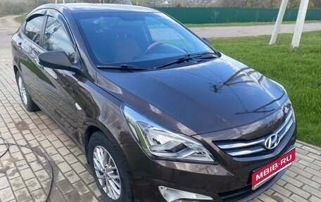 Hyundai Solaris II рестайлинг, 2015 год, 1 170 000 рублей, 3 фотография