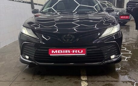 Toyota Camry, 2022 год, 5 800 000 рублей, 1 фотография