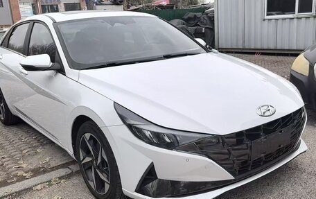 Hyundai Elantra, 2021 год, 2 500 000 рублей, 4 фотография