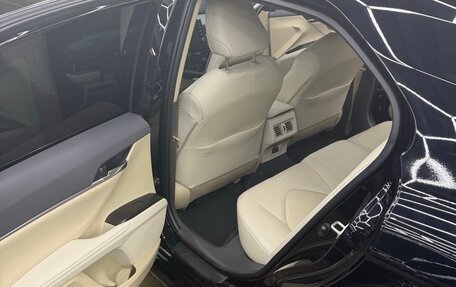 Toyota Camry, 2022 год, 5 800 000 рублей, 6 фотография