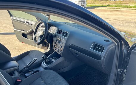 Volkswagen Jetta VI, 2013 год, 580 000 рублей, 9 фотография