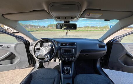 Volkswagen Jetta VI, 2013 год, 580 000 рублей, 11 фотография