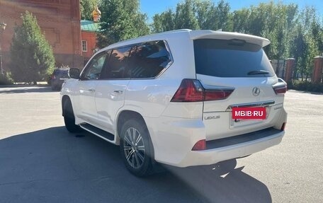 Lexus LX III, 2016 год, 6 999 000 рублей, 26 фотография