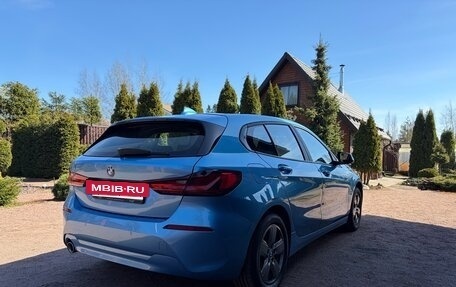 BMW 1 серия, 2021 год, 1 980 000 рублей, 7 фотография