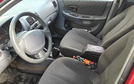 Hyundai Accent II, 2004 год, 200 000 рублей, 11 фотография