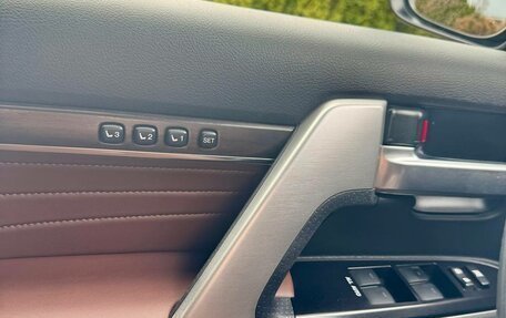 Toyota Land Cruiser 200, 2020 год, 9 850 000 рублей, 8 фотография