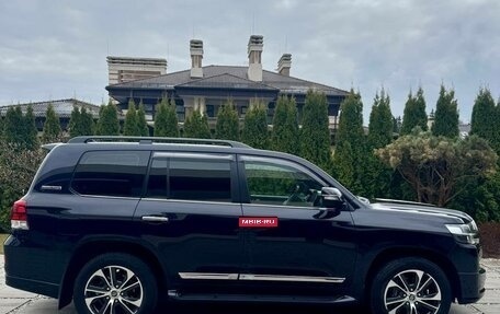 Toyota Land Cruiser 200, 2020 год, 9 850 000 рублей, 4 фотография