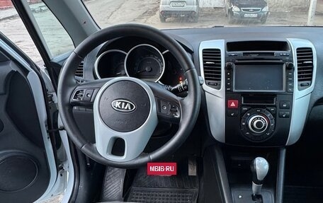 KIA Venga I, 2011 год, 800 000 рублей, 9 фотография