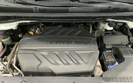 KIA Carnival III, 2019 год, 2 355 000 рублей, 22 фотография