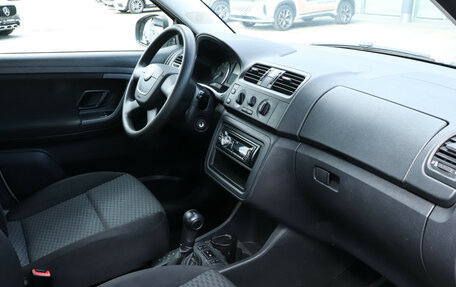 Skoda Fabia II, 2012 год, 800 000 рублей, 9 фотография