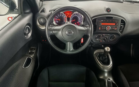 Nissan Juke II, 2011 год, 849 000 рублей, 11 фотография