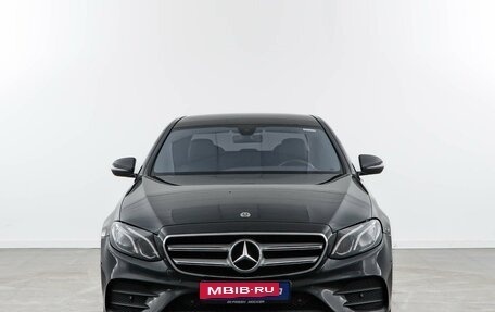 Mercedes-Benz E-Класс, 2020 год, 2 975 055 рублей, 3 фотография