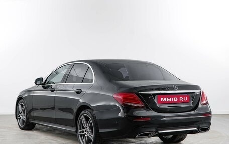 Mercedes-Benz E-Класс, 2020 год, 2 975 055 рублей, 2 фотография
