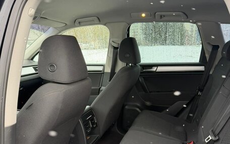 Volkswagen Touareg III, 2012 год, 1 920 000 рублей, 10 фотография