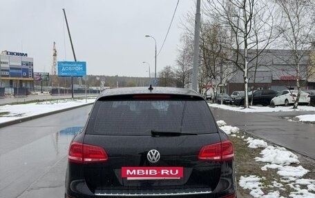 Volkswagen Touareg III, 2012 год, 1 920 000 рублей, 3 фотография