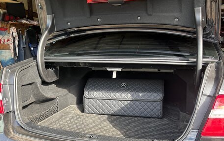 Mercedes-Benz E-Класс, 2011 год, 1 400 000 рублей, 7 фотография