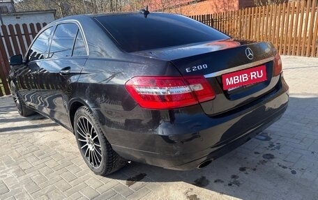 Mercedes-Benz E-Класс, 2011 год, 1 400 000 рублей, 12 фотография