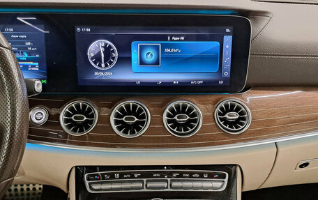 Mercedes-Benz E-Класс, 2018 год, 4 000 000 рублей, 19 фотография
