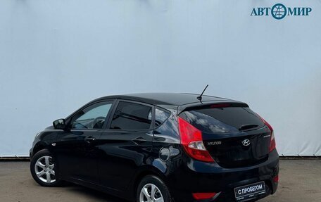 Hyundai Solaris II рестайлинг, 2013 год, 738 000 рублей, 6 фотография