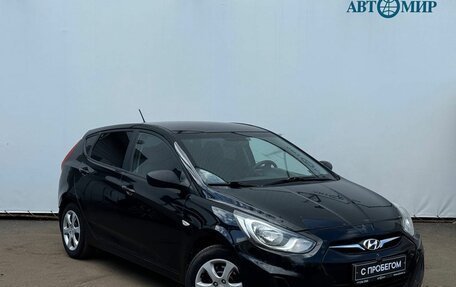 Hyundai Solaris II рестайлинг, 2013 год, 738 000 рублей, 3 фотография