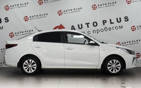 KIA Rio IV, 2018 год, 1 075 000 рублей, 6 фотография