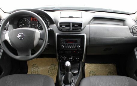 Nissan Terrano III, 2015 год, 1 190 000 рублей, 14 фотография
