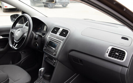 Volkswagen Polo VI (EU Market), 2017 год, 1 196 000 рублей, 7 фотография