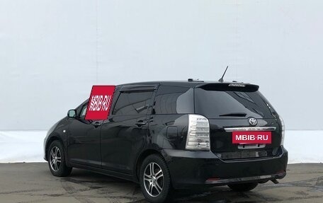 Toyota Wish II, 2006 год, 750 000 рублей, 7 фотография