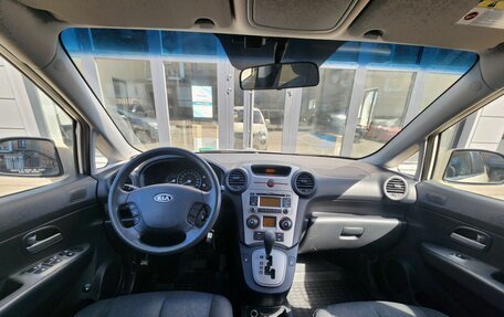 KIA Carens III (RP), 2009 год, 700 000 рублей, 16 фотография
