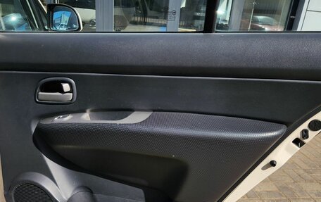 KIA Carens III (RP), 2009 год, 700 000 рублей, 20 фотография