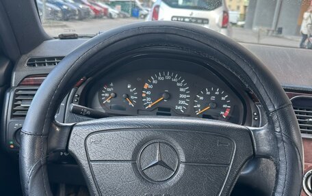 Mercedes-Benz E-Класс, 1998 год, 242 000 рублей, 15 фотография