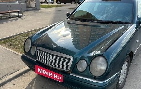 Mercedes-Benz E-Класс, 1998 год, 242 000 рублей, 11 фотография