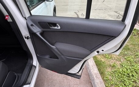 Volkswagen Tiguan I, 2012 год, 1 530 000 рублей, 13 фотография