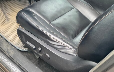 Toyota Highlander III, 2015 год, 2 850 000 рублей, 4 фотография