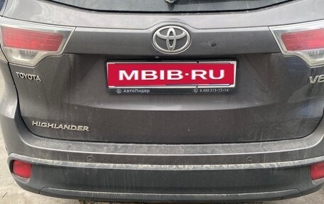 Toyota Highlander III, 2015 год, 2 850 000 рублей, 3 фотография