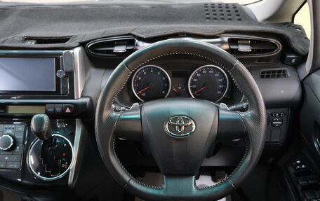 Toyota Wish II, 2012 год, 1 529 000 рублей, 12 фотография