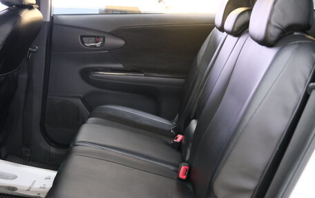 Toyota Wish II, 2012 год, 1 529 000 рублей, 20 фотография