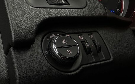 Opel Insignia II рестайлинг, 2013 год, 949 999 рублей, 21 фотография