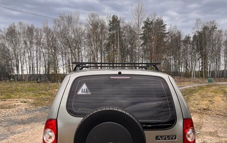 Chevrolet Niva I рестайлинг, 2010 год, 480 000 рублей, 3 фотография