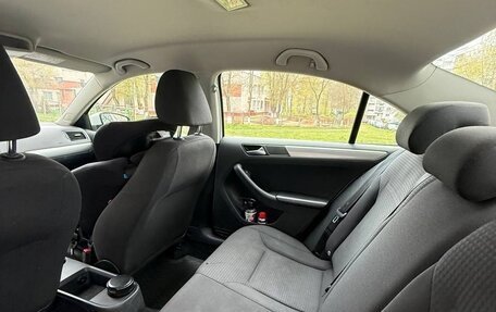 Volkswagen Jetta VI, 2015 год, 830 000 рублей, 9 фотография