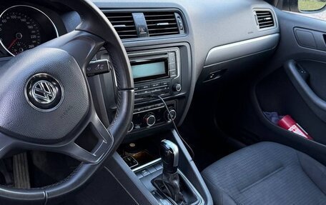 Volkswagen Jetta VI, 2015 год, 830 000 рублей, 8 фотография