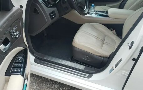 KIA Quoris I, 2013 год, 1 600 000 рублей, 10 фотография