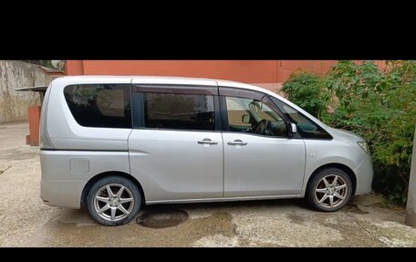 Nissan Serena IV, 2011 год, 1 100 000 рублей, 4 фотография