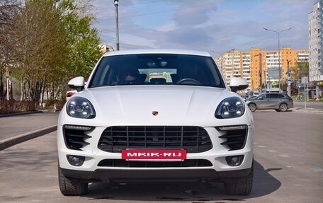 Porsche Macan I рестайлинг, 2016 год, 4 200 000 рублей, 2 фотография