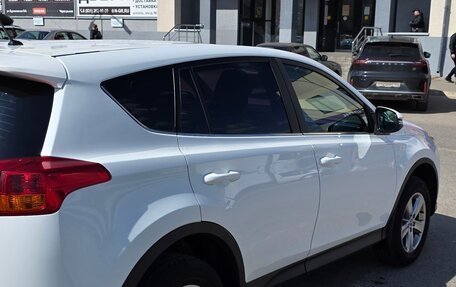 Toyota RAV4, 2015 год, 2 350 000 рублей, 5 фотография