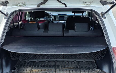 Toyota RAV4, 2015 год, 2 350 000 рублей, 16 фотография