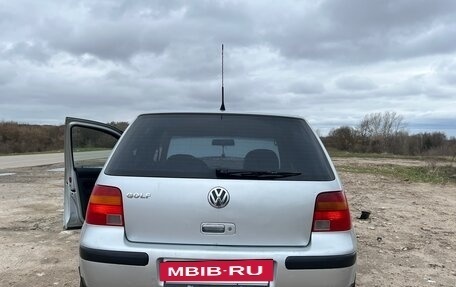 Volkswagen Golf IV, 2002 год, 320 000 рублей, 5 фотография