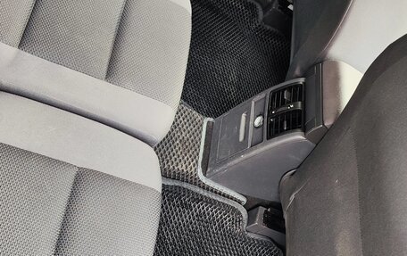Volkswagen Touran III, 2011 год, 1 200 000 рублей, 12 фотография