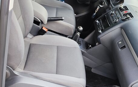 Volkswagen Touran III, 2011 год, 1 200 000 рублей, 17 фотография